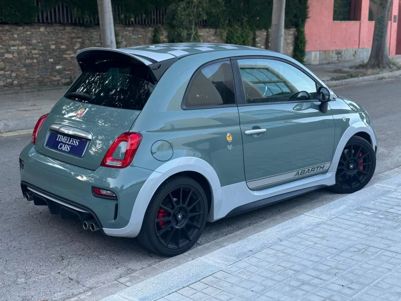 
								ABARTH 500 1.4 16v TJet 695 70 Anivers. full									