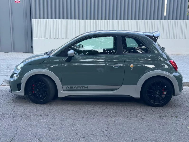 
								ABARTH 500 1.4 16v TJet 695 70 Anivers. full									