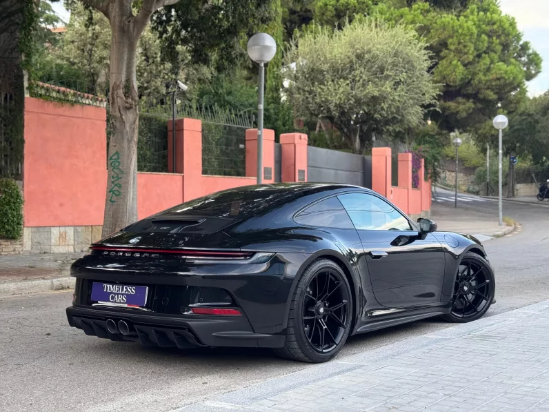 
								PORSCHE 911 GT3 Touring Pack full									