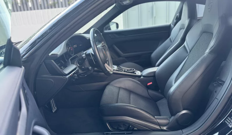 
								PORSCHE 911 GT3 Touring Pack full									