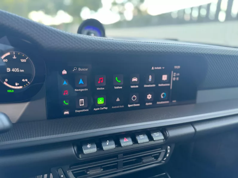 
								PORSCHE 911 GT3 Touring Pack full									