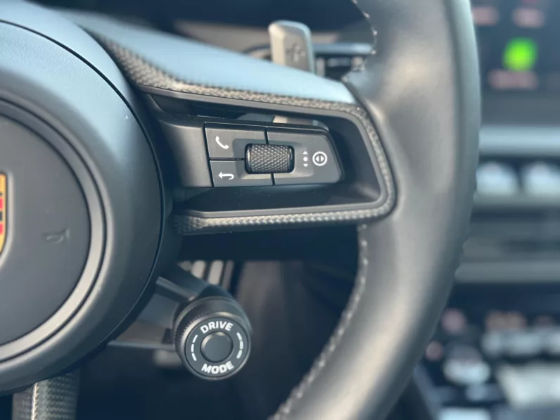 
								PORSCHE 911 GT3 Touring Pack full									