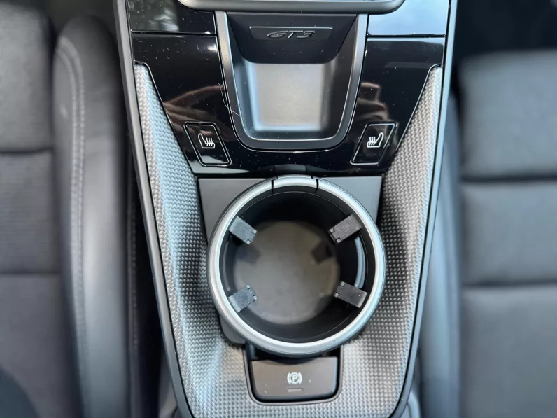 
								PORSCHE 911 GT3 Touring Pack full									