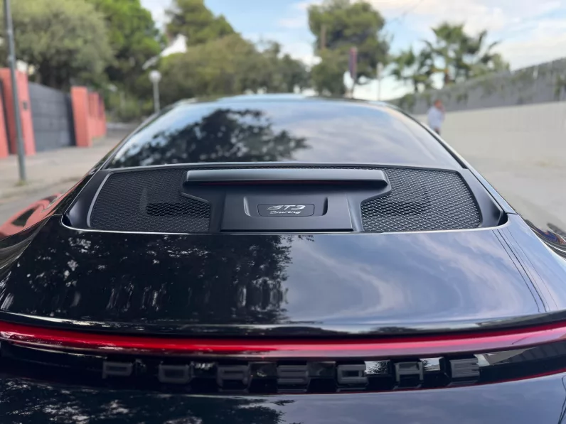 
								PORSCHE 911 GT3 Touring Pack full									