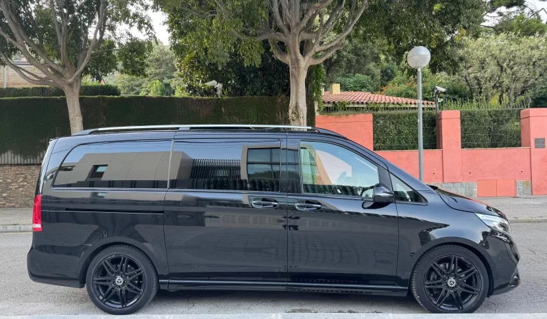 
								Mercedes V300D AMG full									