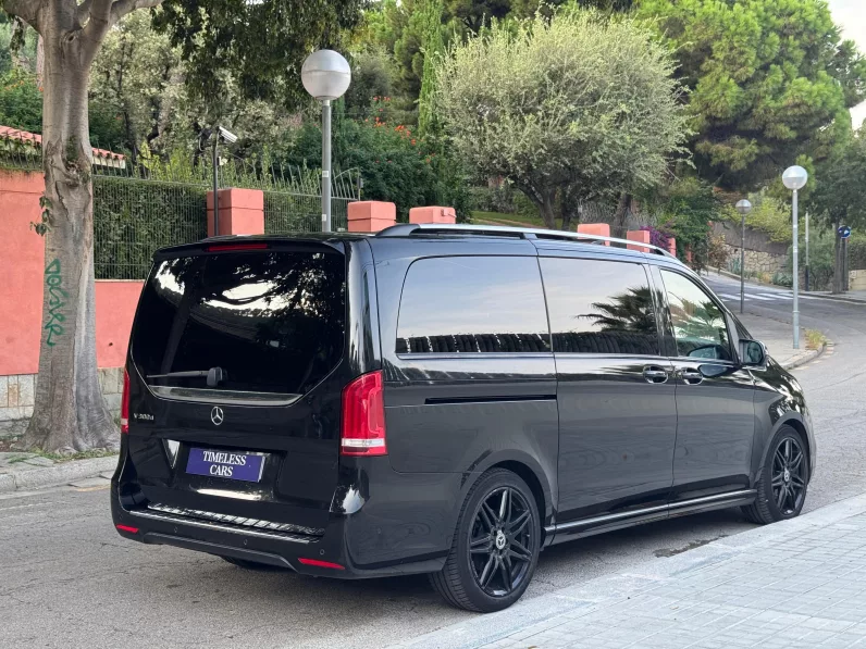 
								Mercedes V300D AMG full									