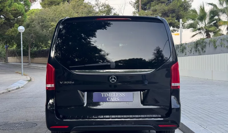 
								Mercedes V300D AMG full									