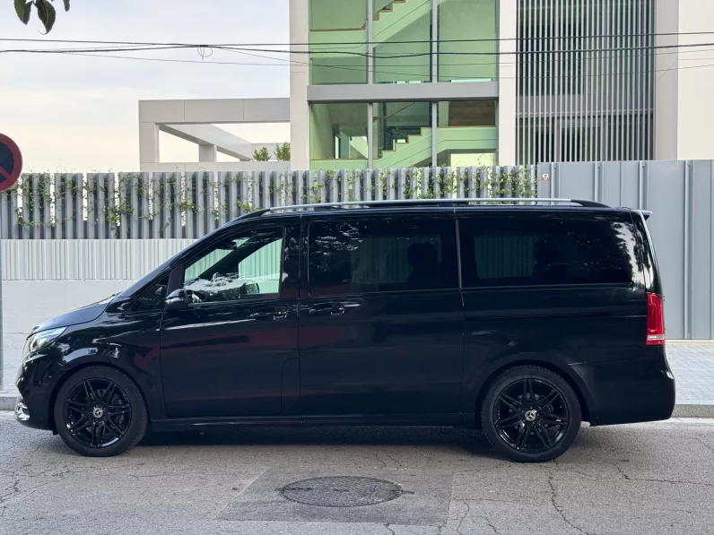 
								Mercedes V300D AMG full									