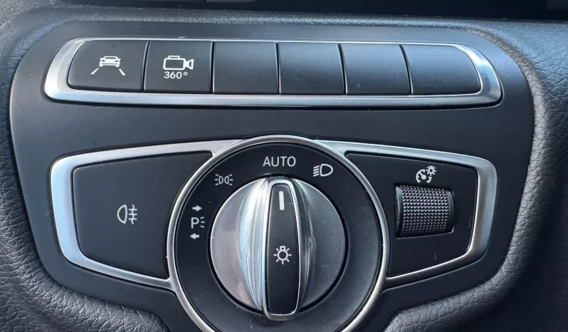 
								Mercedes V300D AMG full									