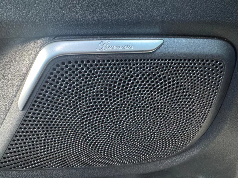 
								Mercedes V300D AMG full									