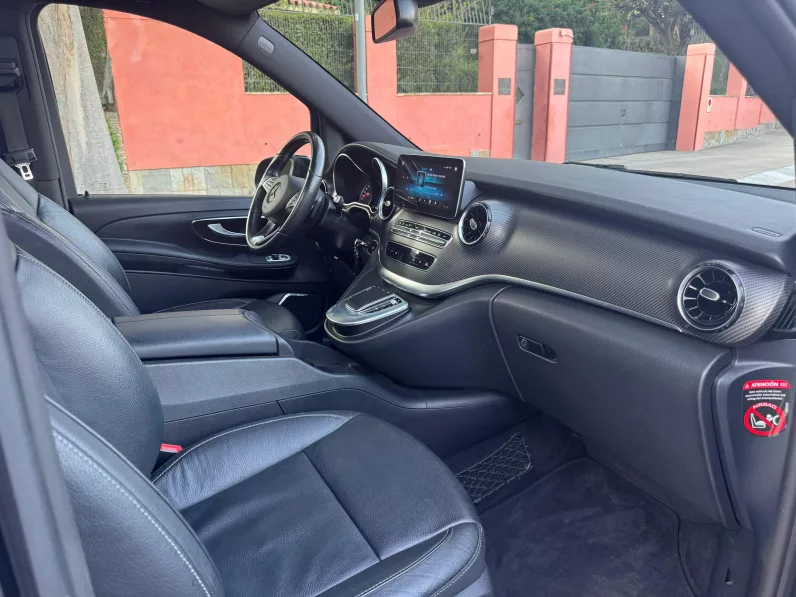 
								Mercedes V300D AMG full									