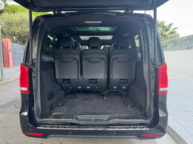 
								Mercedes V300D AMG full									