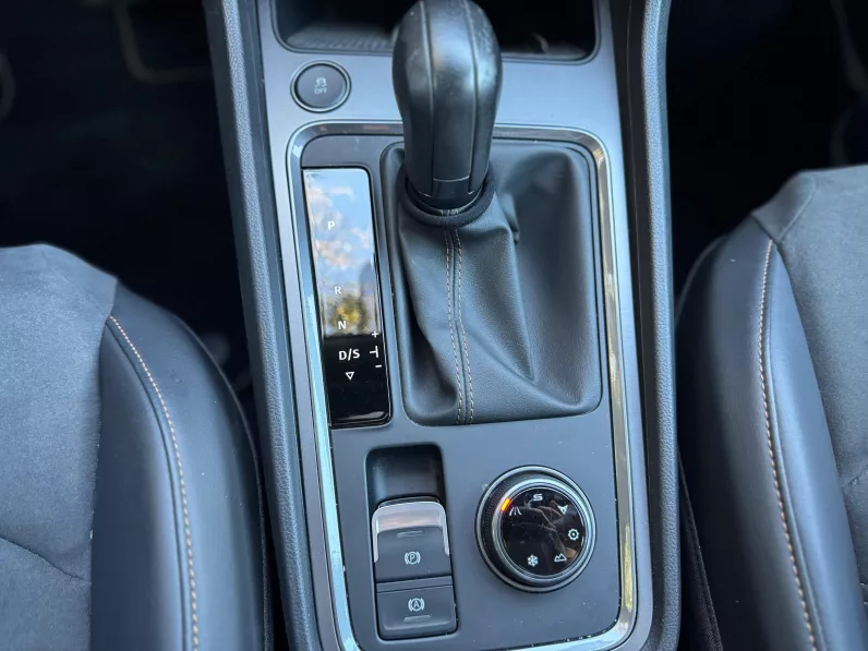 
								CUPRA ATECA 2.0TSI 300 4DRIVE full									