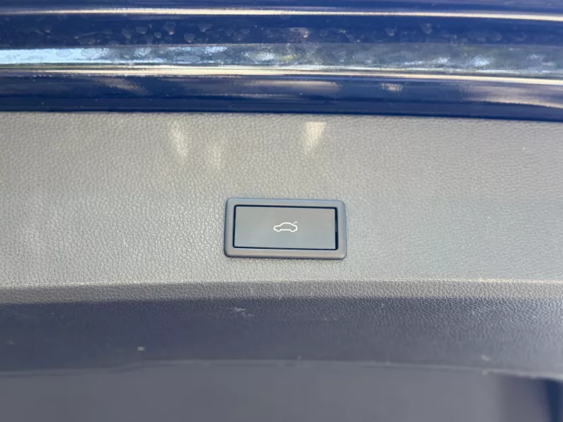 
								CUPRA ATECA 2.0TSI 300 4DRIVE full									