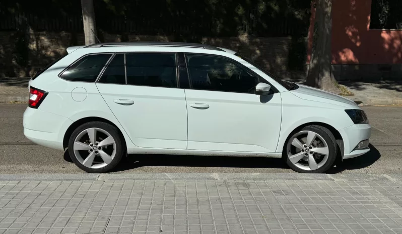 
								SKODA FABIA COMBI 1.2TSI 110 STYLE full									