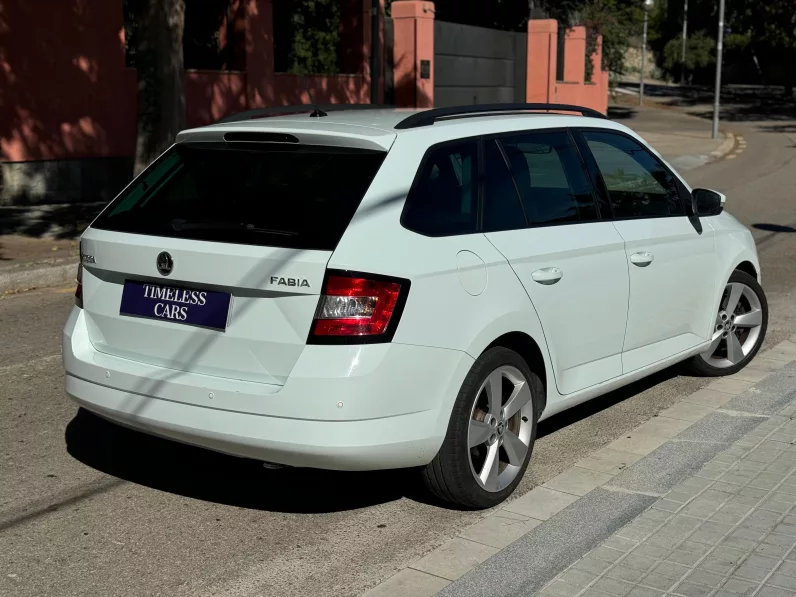 
								SKODA FABIA COMBI 1.2TSI 110 STYLE full									