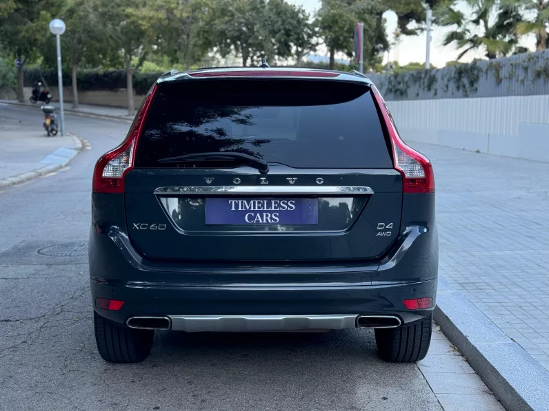 
								Volvo XC60 D4 AWD Summum full									