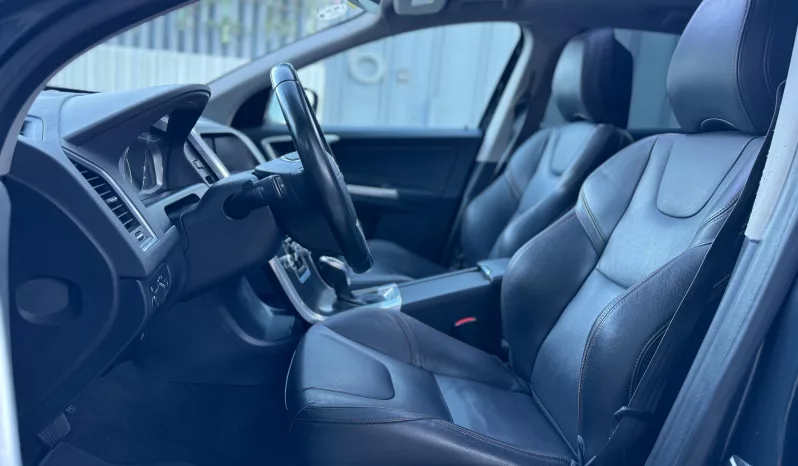 
								Volvo XC60 D4 AWD Summum full									