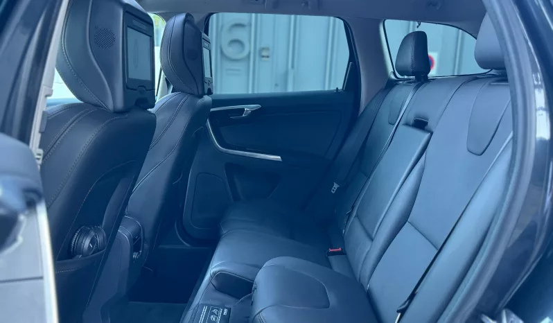 
								Volvo XC60 D4 AWD Summum full									