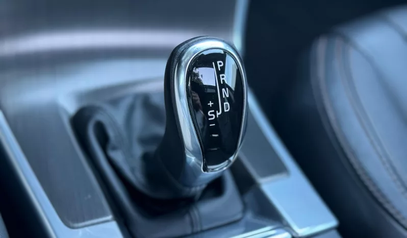 
								Volvo XC60 D4 AWD Summum full									