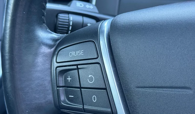 
								Volvo XC60 D4 AWD Summum full									