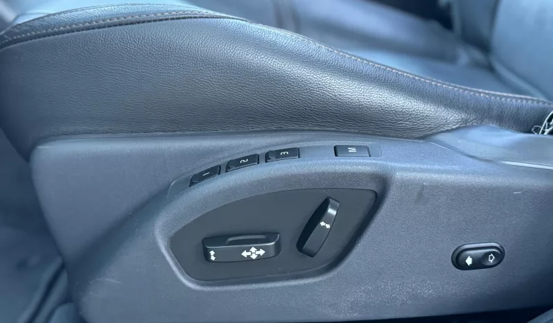 
								Volvo XC60 D4 AWD Summum full									