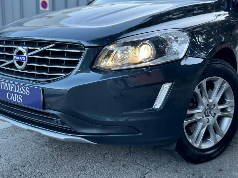 
								Volvo XC60 D4 AWD Summum full									