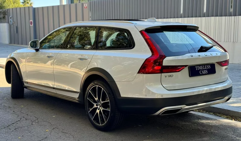 
								Volvo V90CC D5 AWD Auto full									