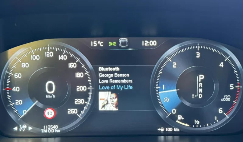 
								Volvo V90CC D5 AWD Auto full									