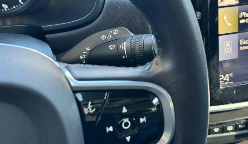 
								Volvo V90CC D5 AWD Auto full									