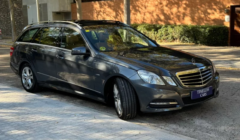 
								MERCEDES E300 CDI AVANTGARDE ESTATE full									