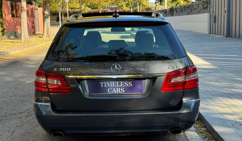 
								MERCEDES E300 CDI AVANTGARDE ESTATE full									