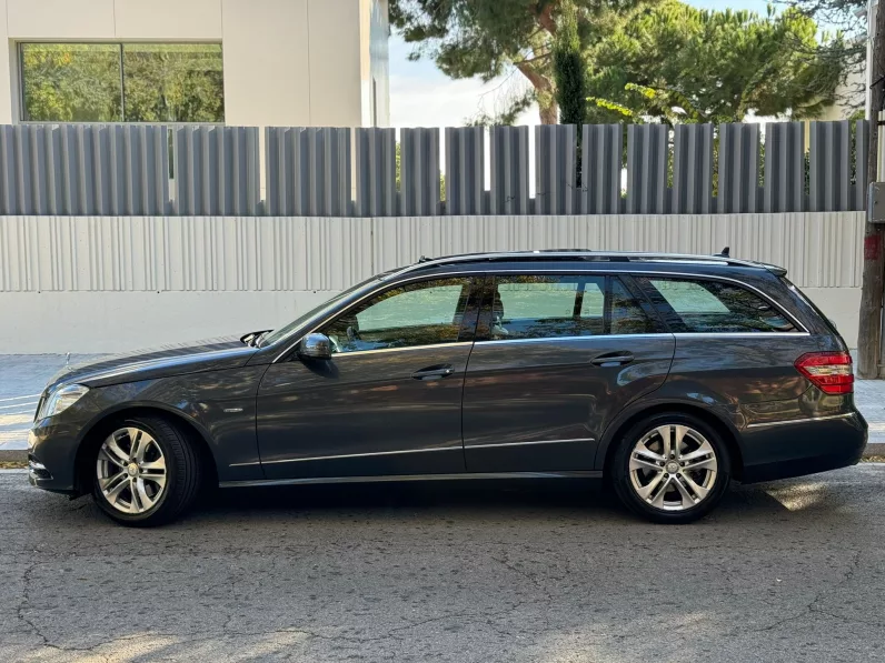 
								MERCEDES E300 CDI AVANTGARDE ESTATE full									