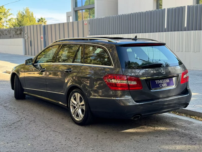 
								MERCEDES E300 CDI AVANTGARDE ESTATE full									