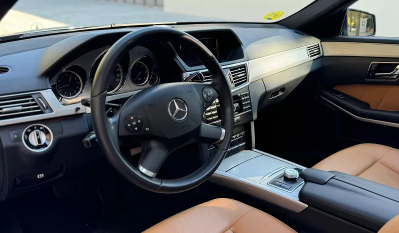 
								MERCEDES E300 CDI AVANTGARDE ESTATE full									