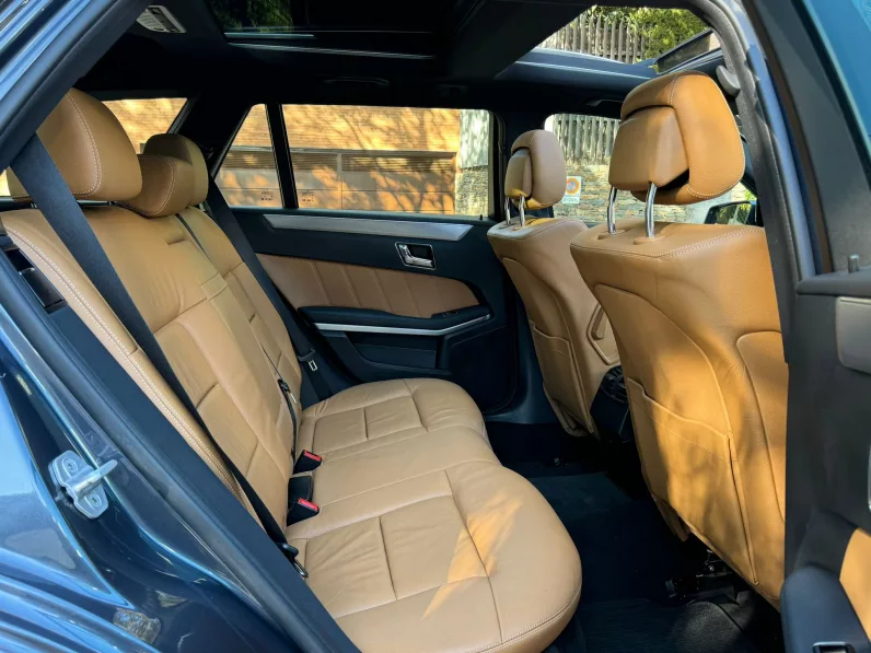 
								MERCEDES E300 CDI AVANTGARDE ESTATE full									