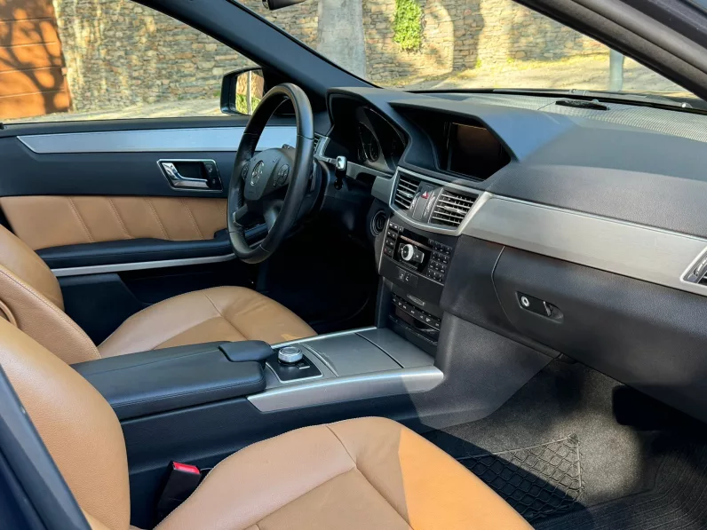 
								MERCEDES E300 CDI AVANTGARDE ESTATE full									