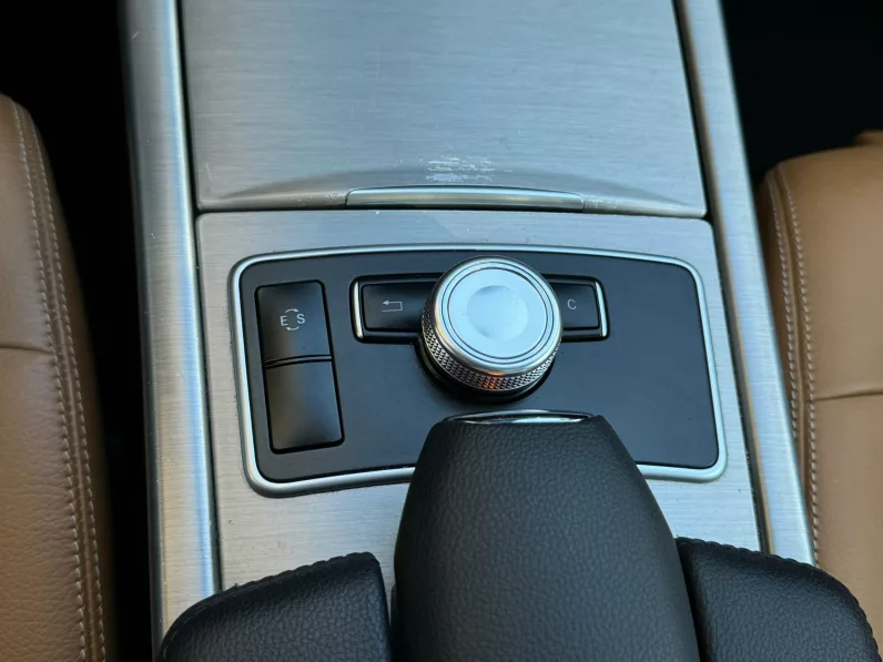 
								MERCEDES E300 CDI AVANTGARDE ESTATE full									