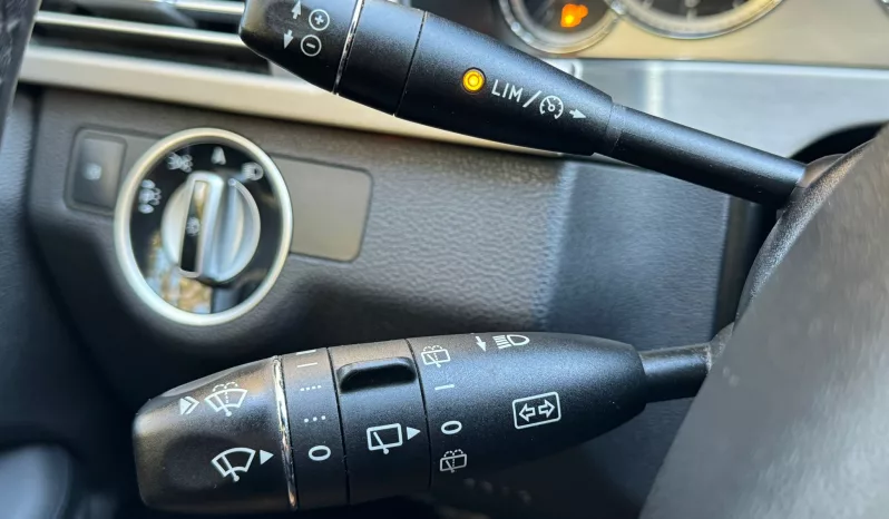 
								MERCEDES E300 CDI AVANTGARDE ESTATE full									