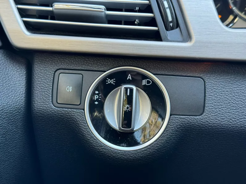 
								MERCEDES E300 CDI AVANTGARDE ESTATE full									