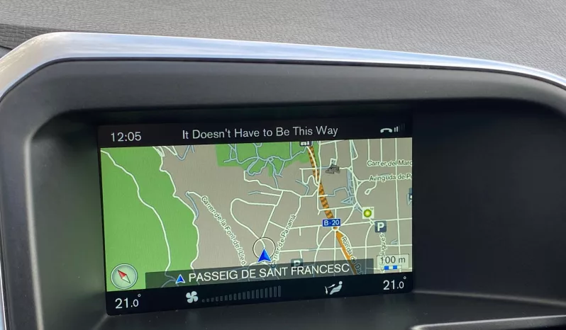 
								VOLVO XC60 D4 AWD AUT. MOMENTUM full									