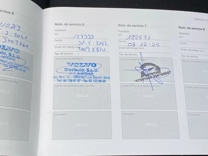 
								VOLVO XC60 D4 AWD AUT. MOMENTUM full									