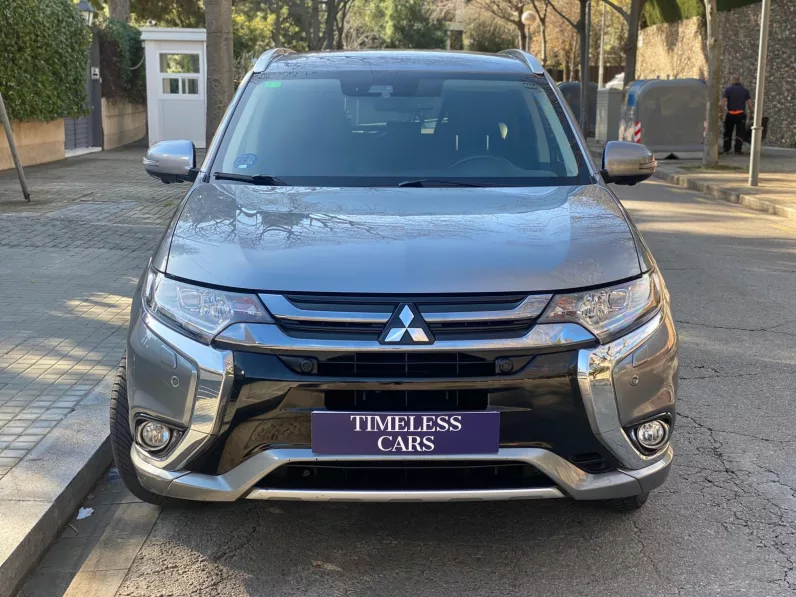 
								MITSUBISHI OUTLANDER PHEV KAITEKI full									