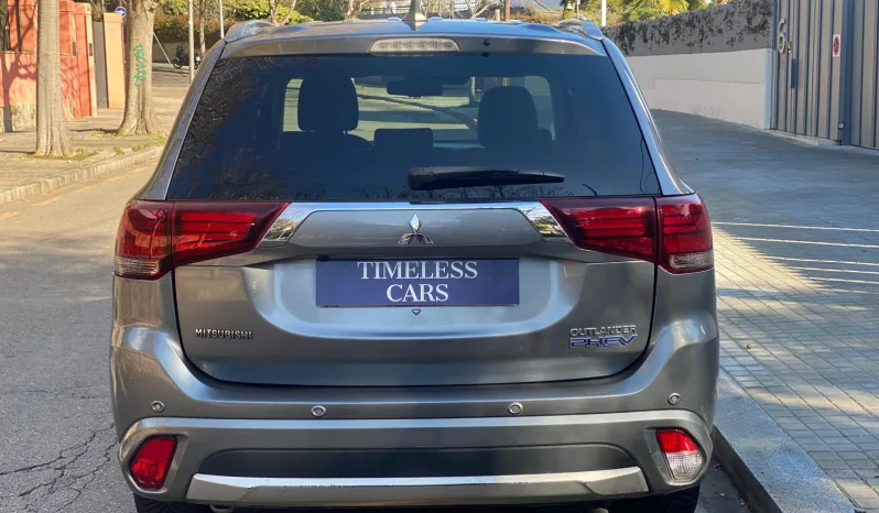 
								MITSUBISHI OUTLANDER PHEV KAITEKI full									