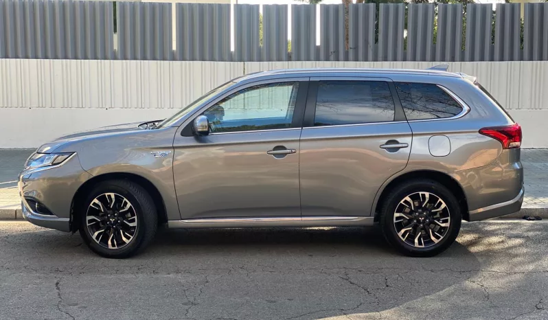 
								MITSUBISHI OUTLANDER PHEV KAITEKI full									