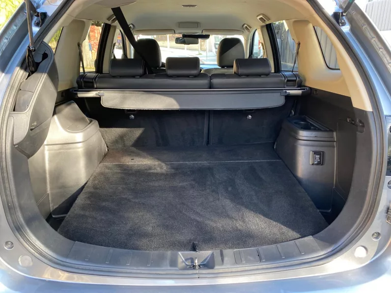 
								MITSUBISHI OUTLANDER PHEV KAITEKI full									