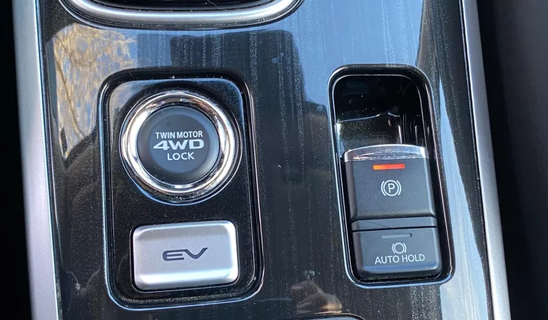 
								MITSUBISHI OUTLANDER PHEV KAITEKI full									