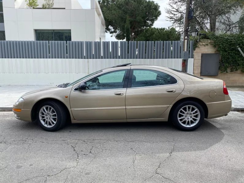 
								CHRYSLER 300M 3.5V6 full									