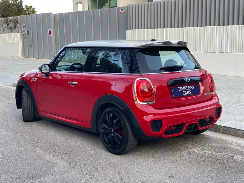 
								MINI John Cooper Works full									