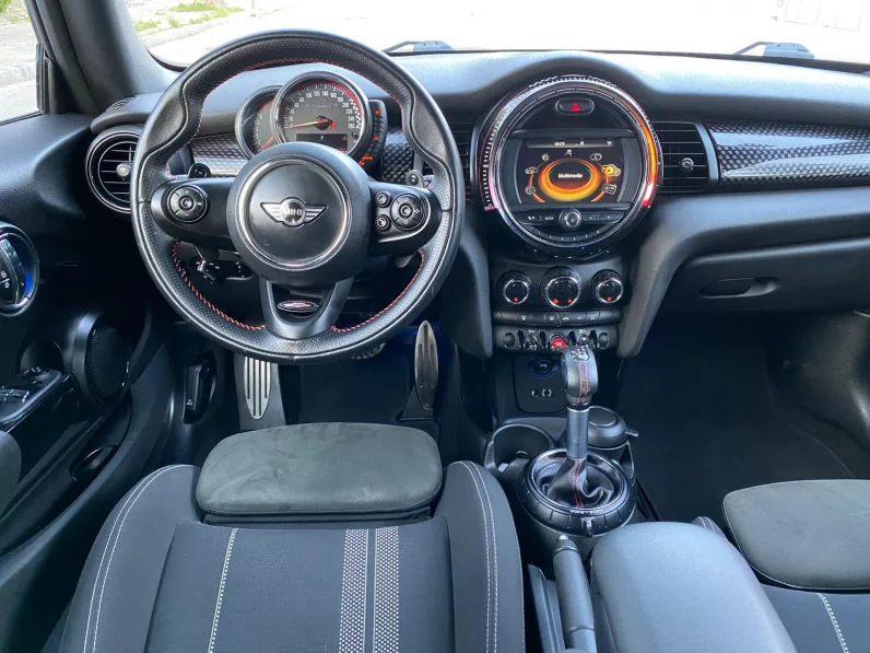 
								MINI John Cooper Works full									